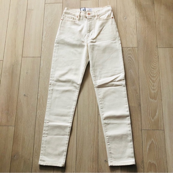 NWT Outland Denim Lucy Relaxed Skinny High Rise Jean Ecru Size 26/30 - Picture 3 of 15